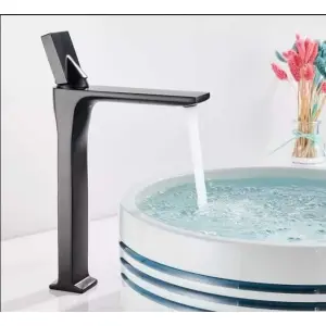 ⁦ברז גבוהה לכיור מונח | שחור מט | מק"ט 437⁩ – תמונה ⁦4⁩