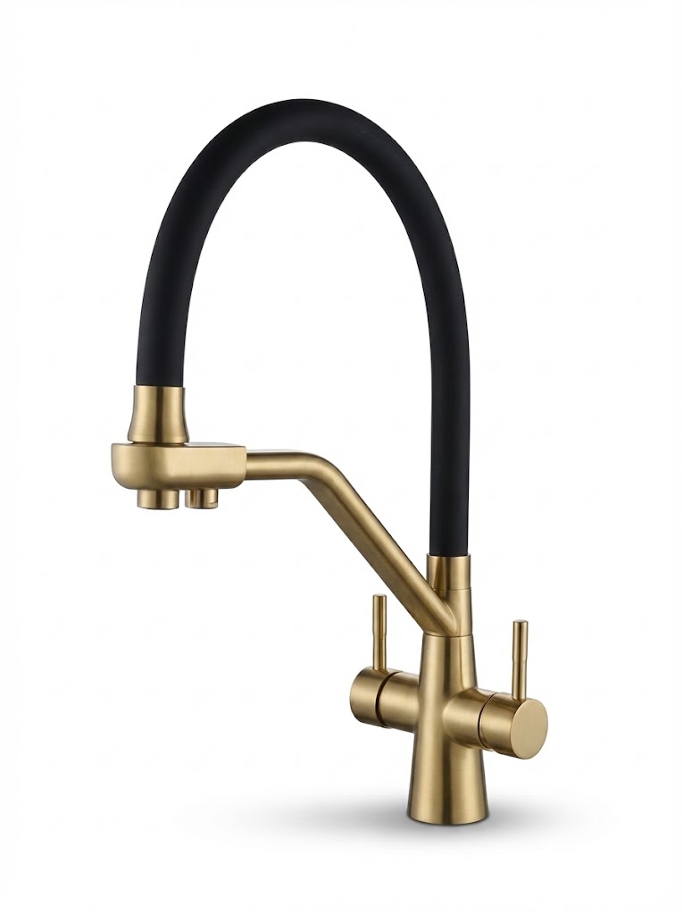 ברז נשלף למטבח | חיבור אקסטרה למערכת סינון מים  | שחור וזהב מוברש | מק"ט - 032/2